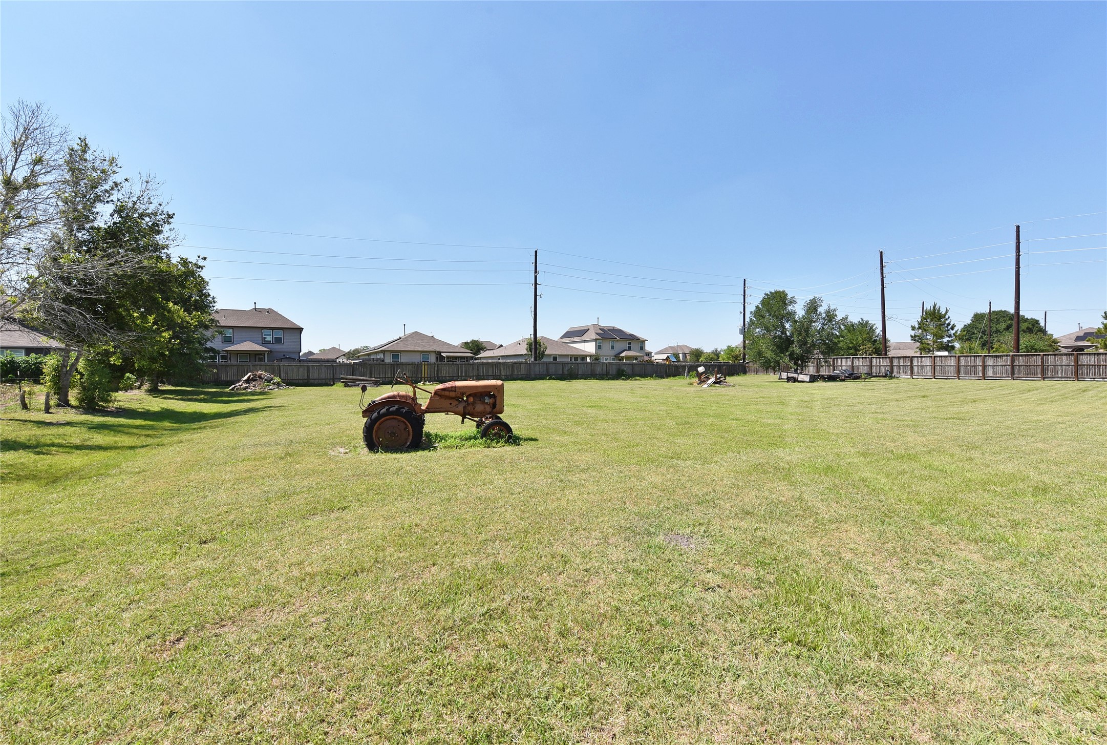 3221 Pecha Lane Rosenberg, TX 77471 - Photo 45 of 46 a view of a lake with houses in the background
