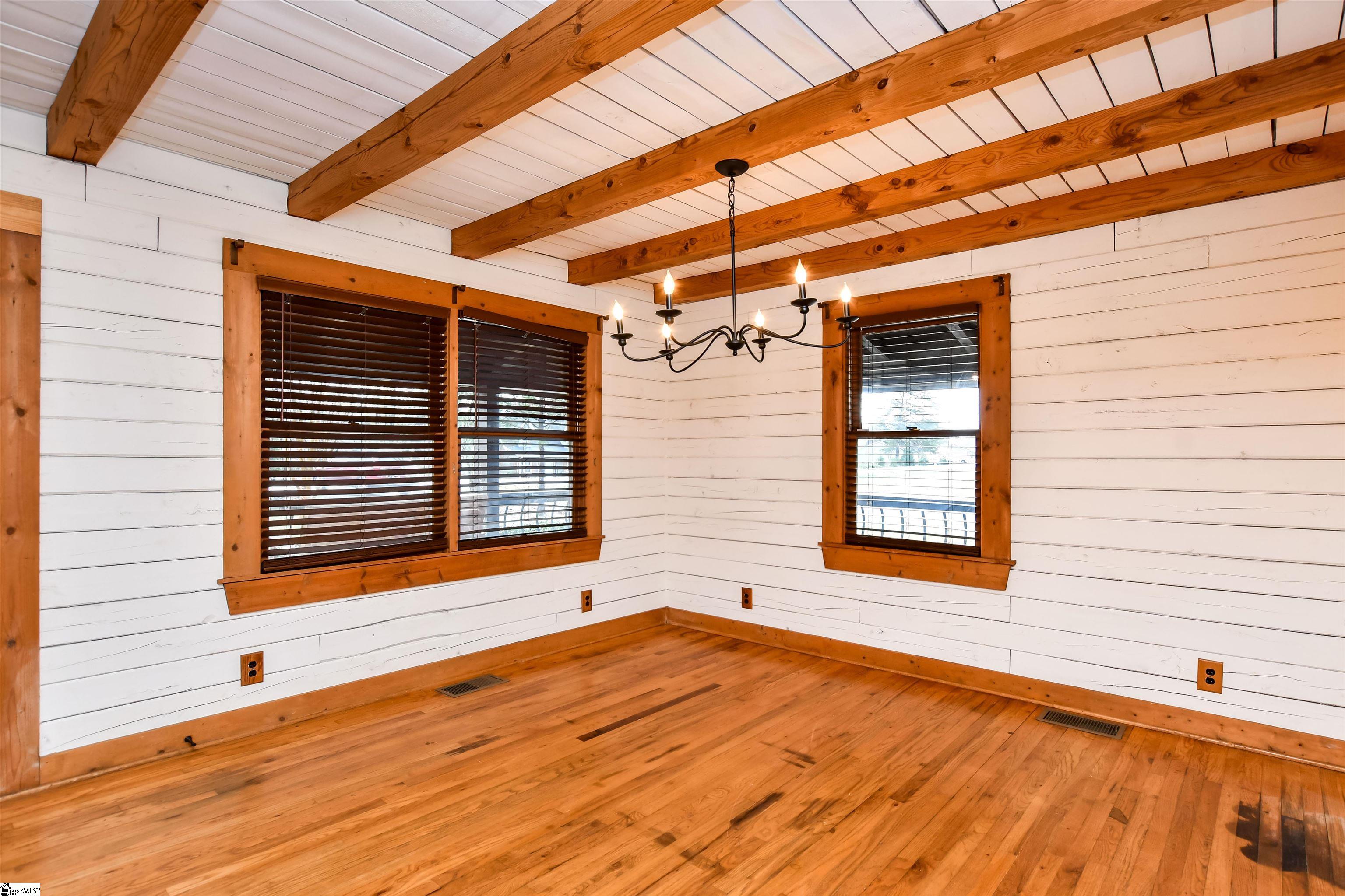 633 Jameson Road Easley, SC 29640 - Photo 4 of 36