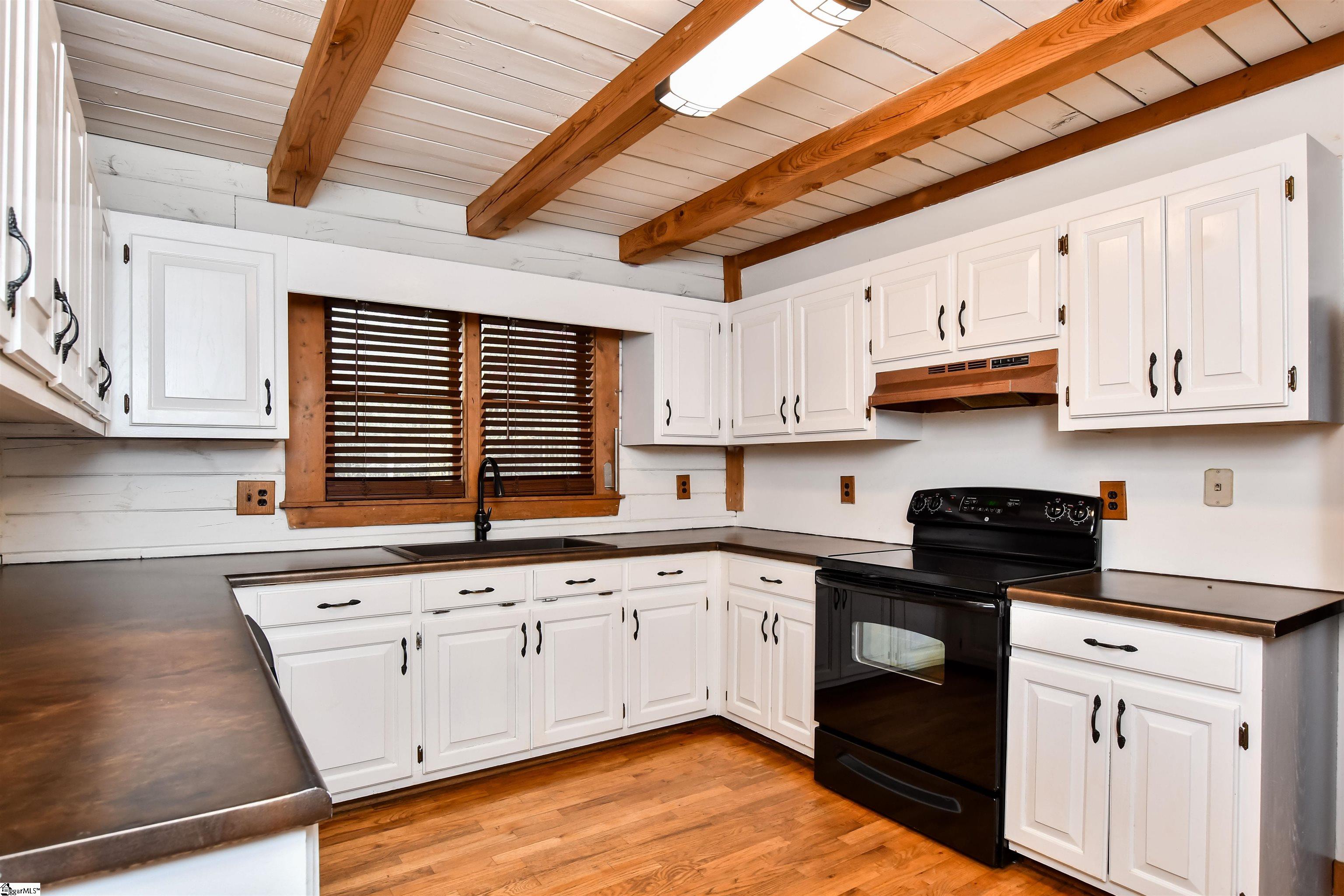 633 Jameson Road Easley, SC 29640 - Photo 7 of 36