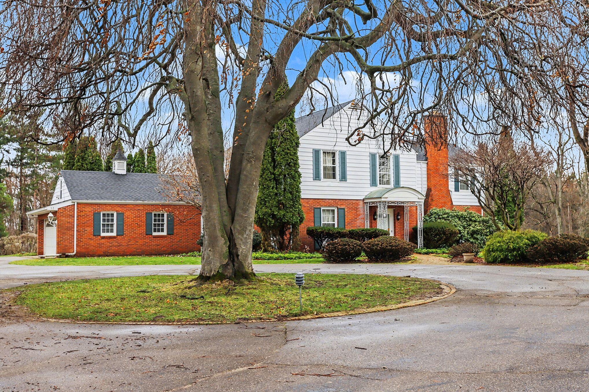 53 West Minges Road Battle Creek, MI 49015 - Photo 1 of 28 003_file_5276