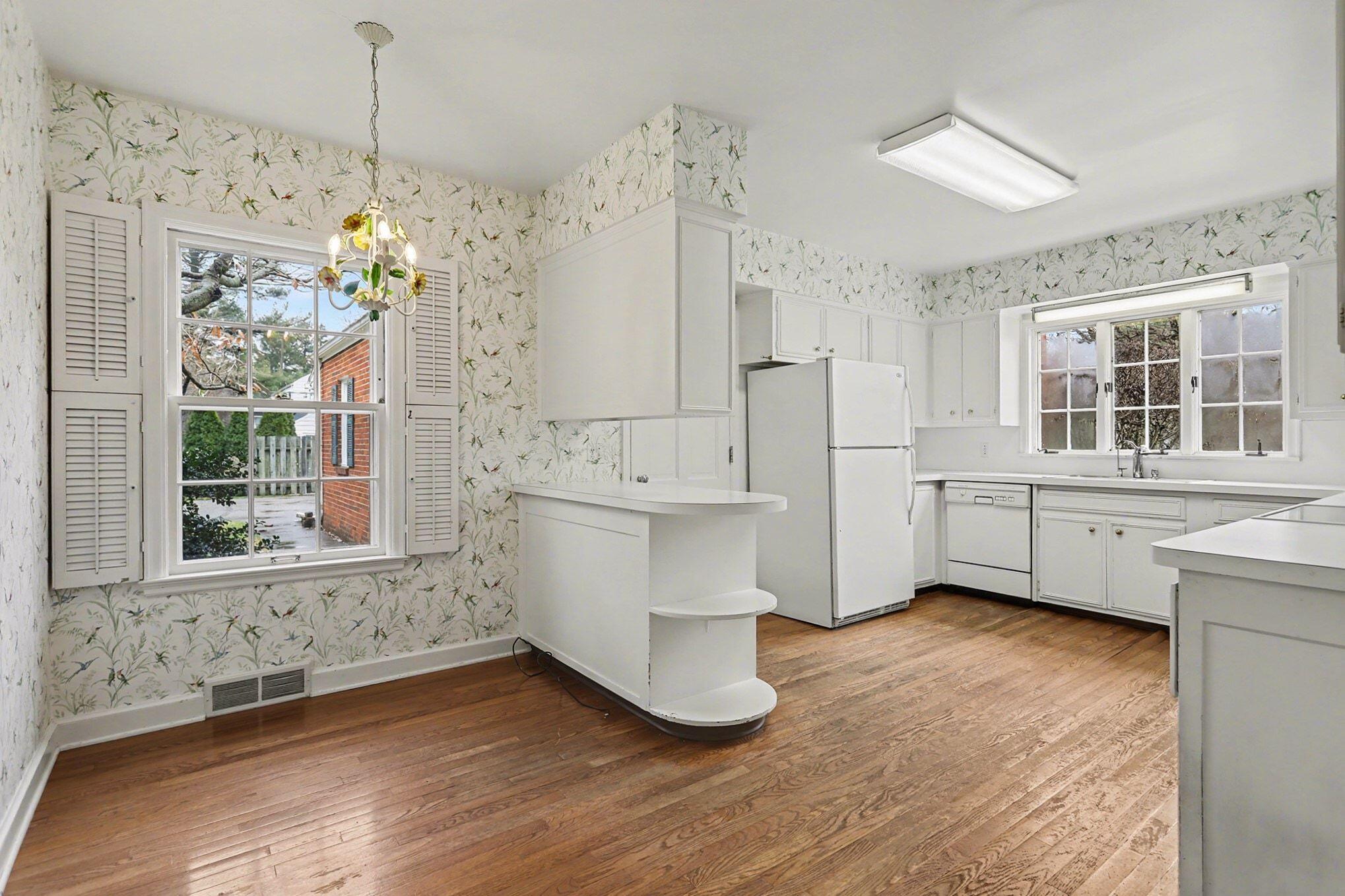 53 West Minges Road Battle Creek, MI 49015 - Photo 12 of 28 007_file_3289