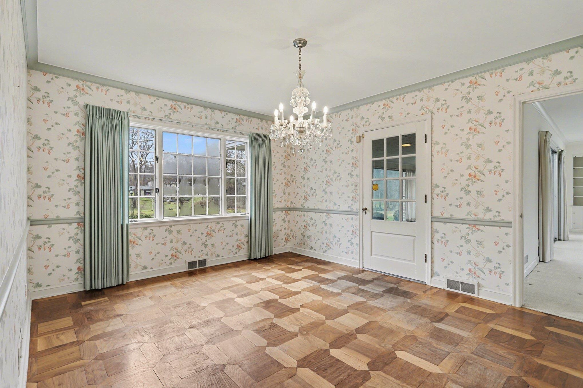 53 West Minges Road Battle Creek, MI 49015 - Photo 10 of 28 009_file_6833