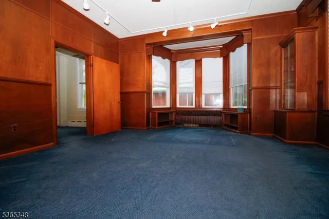 $685,000 | 417 West Blackwell Street, Dover, NJ 07801