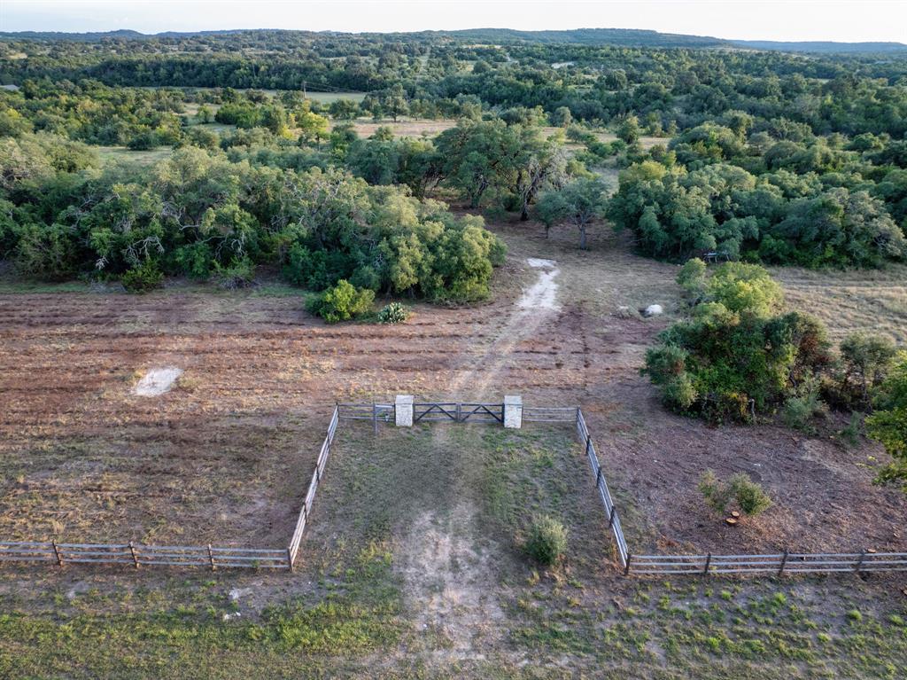 7275 Creek Road Dripping Springs, TX 78620 - Photo 4 of 19