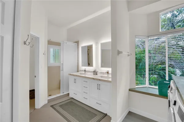 $520,000 | 1315 Winding Oaks Circle East, Unit 905, Vero Beach, FL 32963