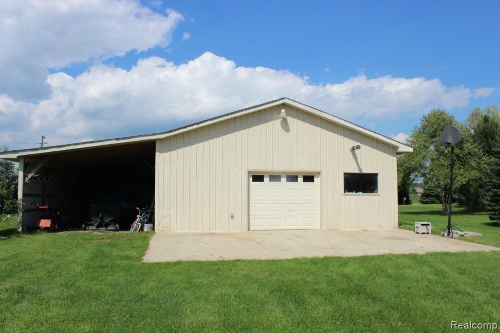 21700 31 Mile Road Ray, MI 48096 - Photo 41 of 43 IMG_3315.jpg