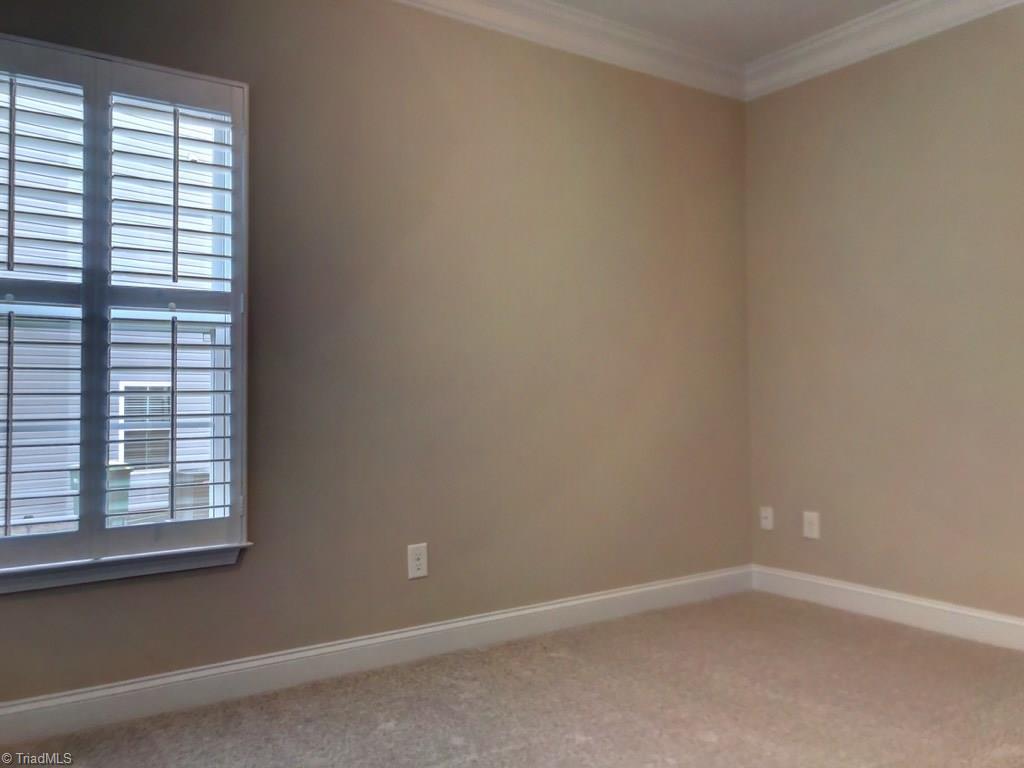 5408 Holbein Gate Road Walkertown, NC 27051 - Photo 5 of 30 Gallery Image 5