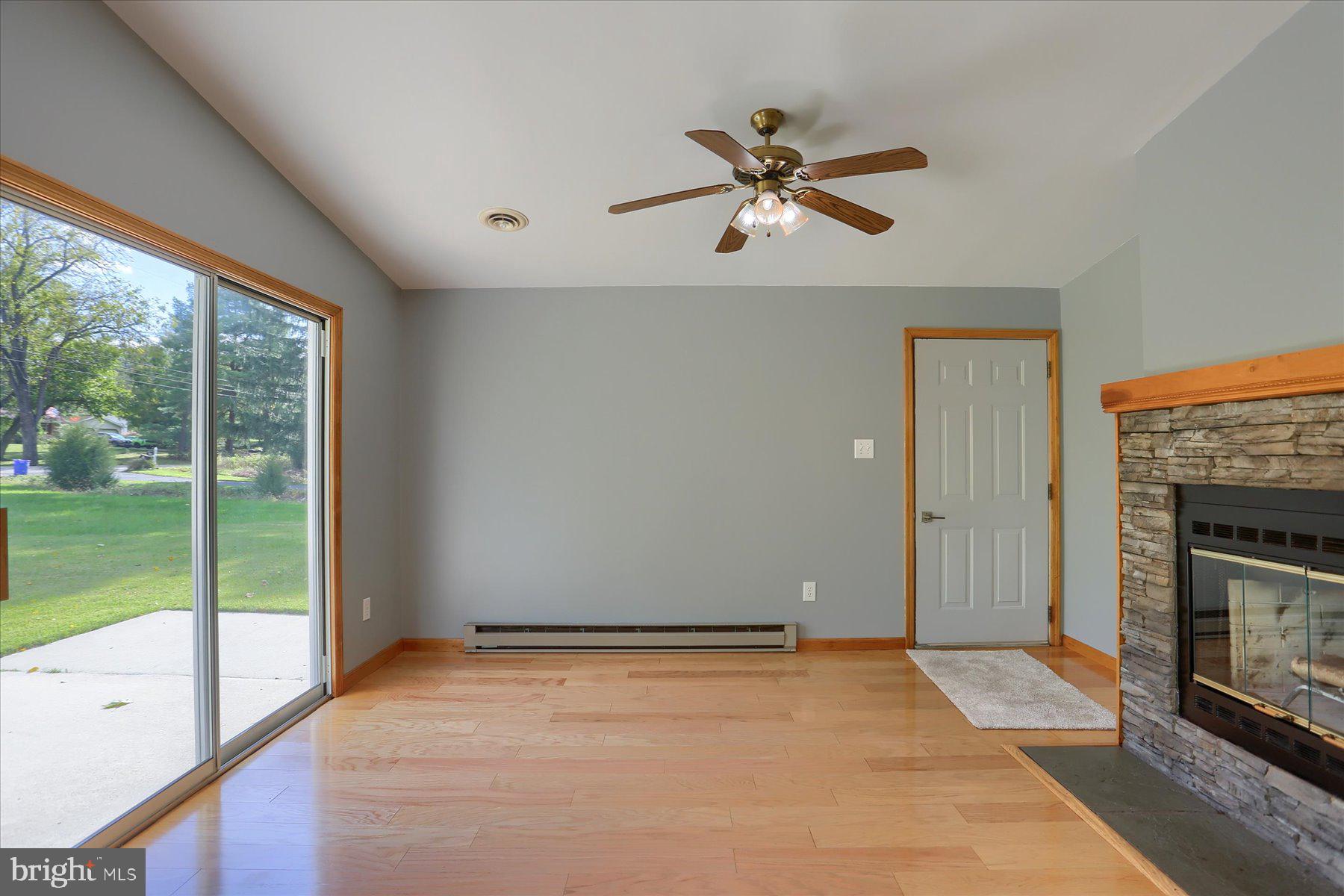 469 Old Stage Road Lewisberry, PA 17339 - Photo 4 of 28