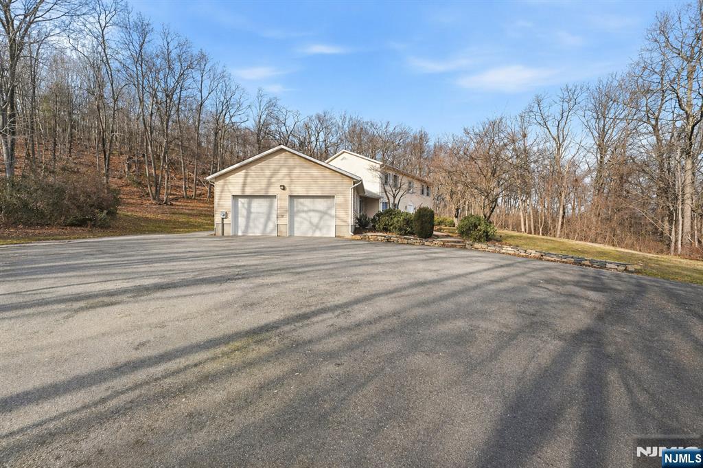 611 Snake Den Road West Milford, NJ 07480 - Photo 45 of 50