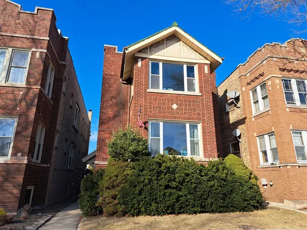 $1,390 | 5310 West Pensacola Avenue, Unit GR, Chicago, IL 60641