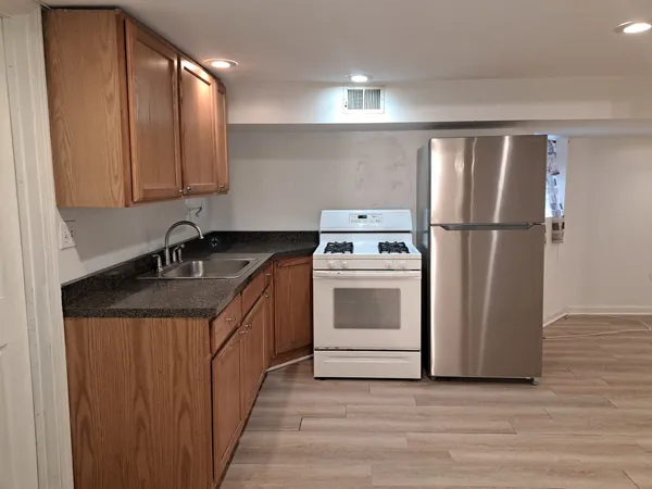 $1,290 | 5310 West Pensacola Avenue, Unit GR, Chicago, IL 60641