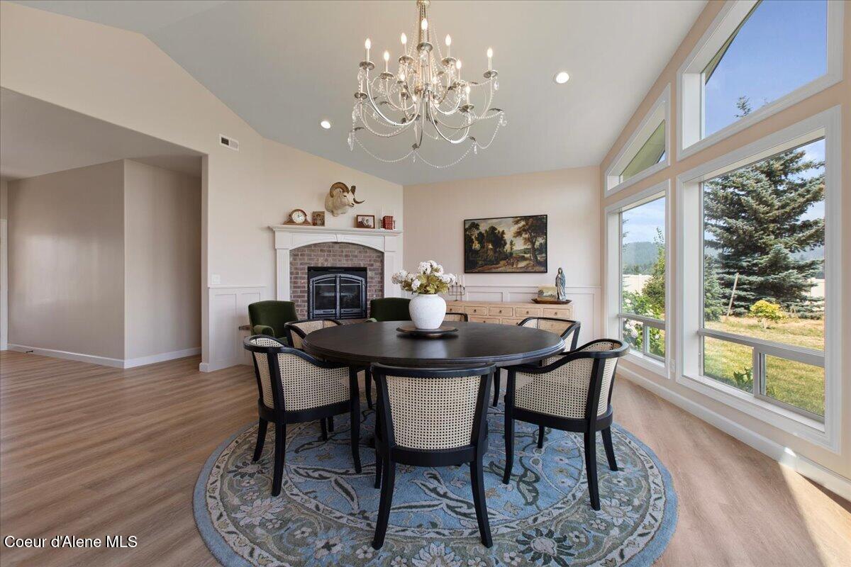 8575 West Haystack Lane Coeur D'Alene, ID 83814 - Photo 16 of 69 21-Dining Room