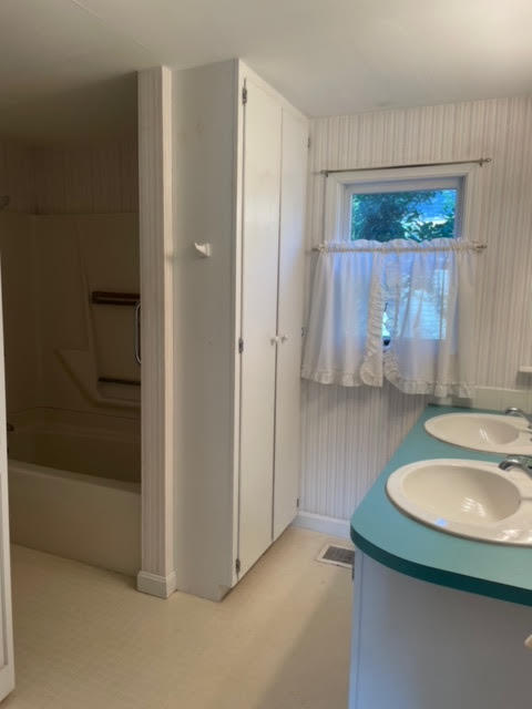1241 Castine Road Penobscot, ME 04476 - Photo 19 of 29 1241