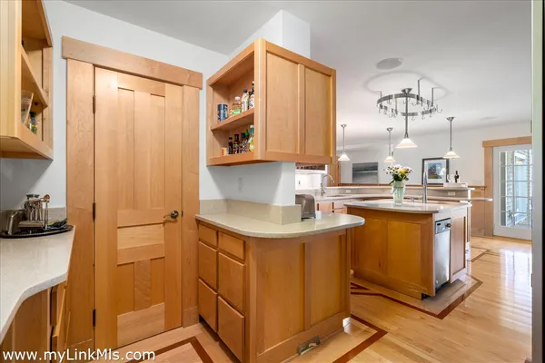 $5,875,000 | 62 North Summer Street, Edgartown, MA 02539