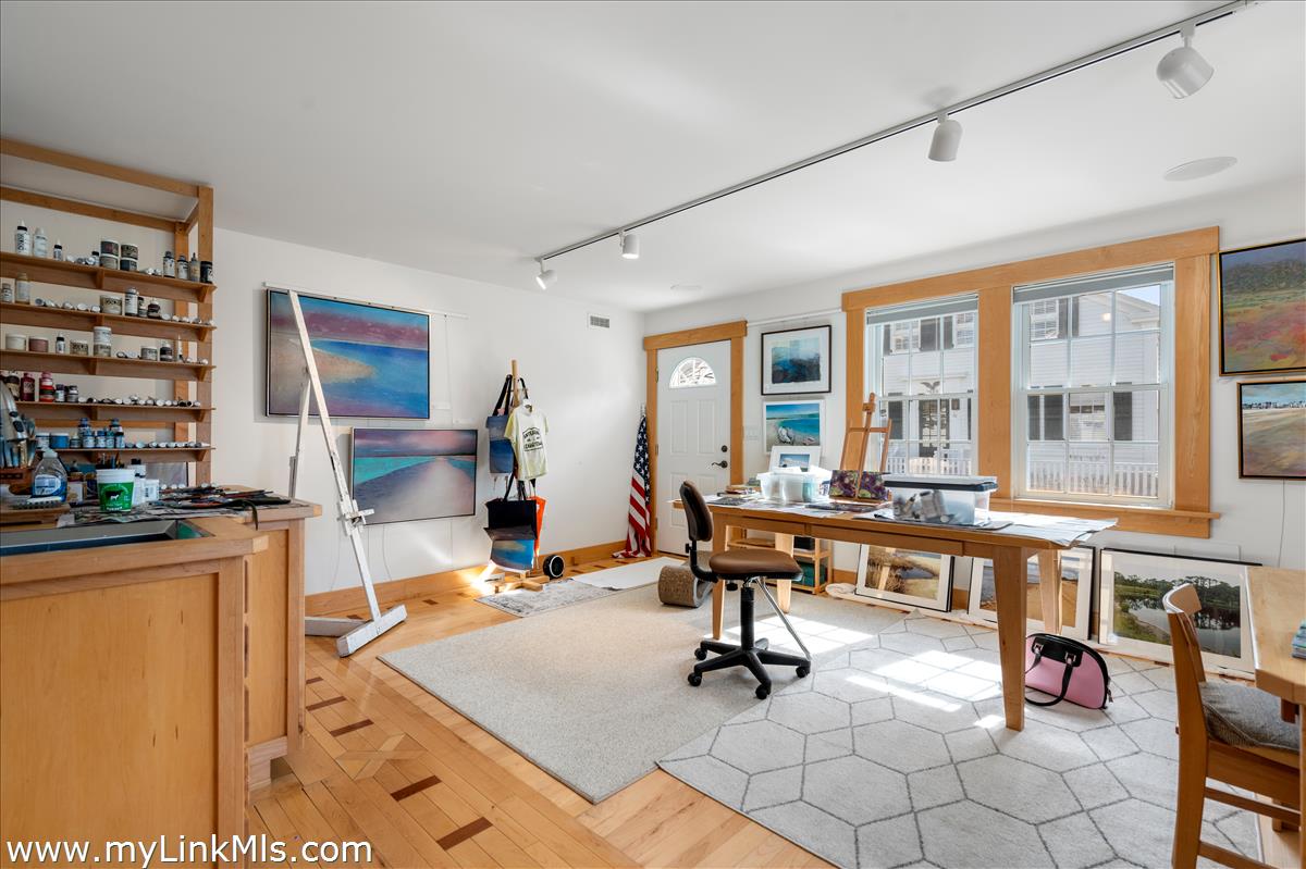 62 North Summer Street Edgartown, MA 02539 - Photo 35 of 41