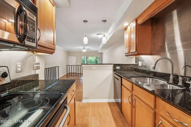 $178,000 | 5375 Ortega Farms Boulevard, Unit 510, Jacksonville, FL 32210