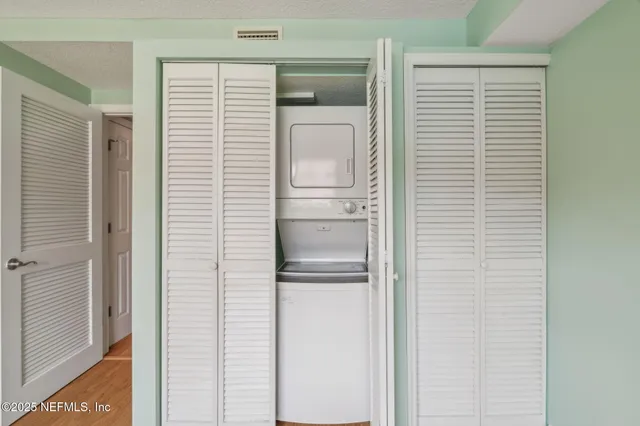 $178,000 | 5375 Ortega Farms Boulevard, Unit 510, Jacksonville, FL 32210