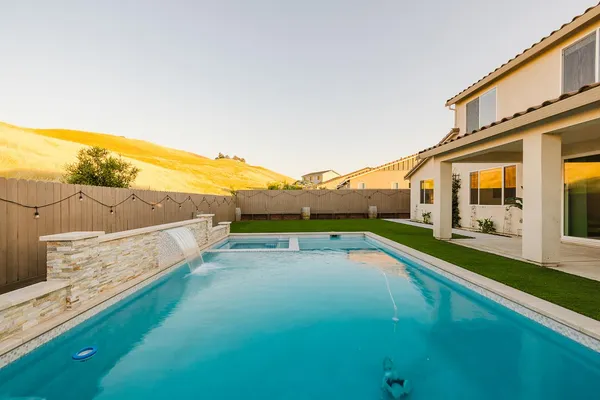 $1,188,888 | 775 Appaloosa Way, Hollister, CA 95023