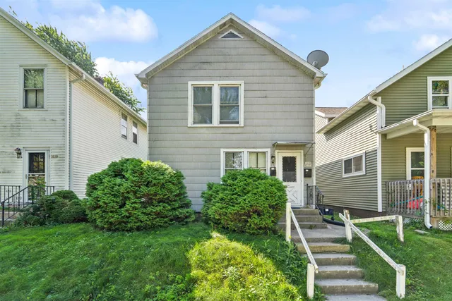 $140,000 | 1217 Alabama Avenue, Sheboygan, WI 53081