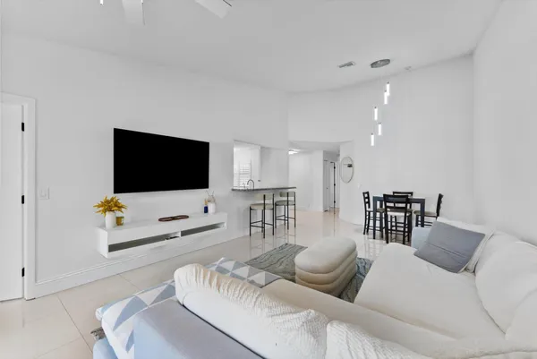 $3,400 | 1200 West Lakes Drive, Deerfield Beach, FL 33442