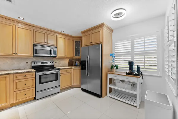 $3,400 | 1200 West Lakes Drive, Deerfield Beach, FL 33442