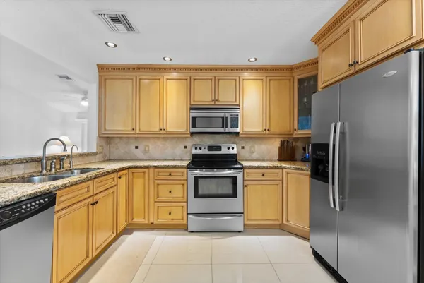 $3,400 | 1200 West Lakes Drive, Deerfield Beach, FL 33442