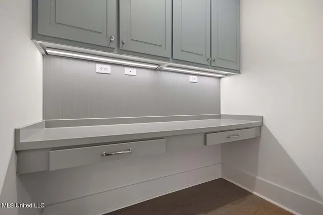 $369,000 | 412 Aurora Circle, Canton, MS 39046