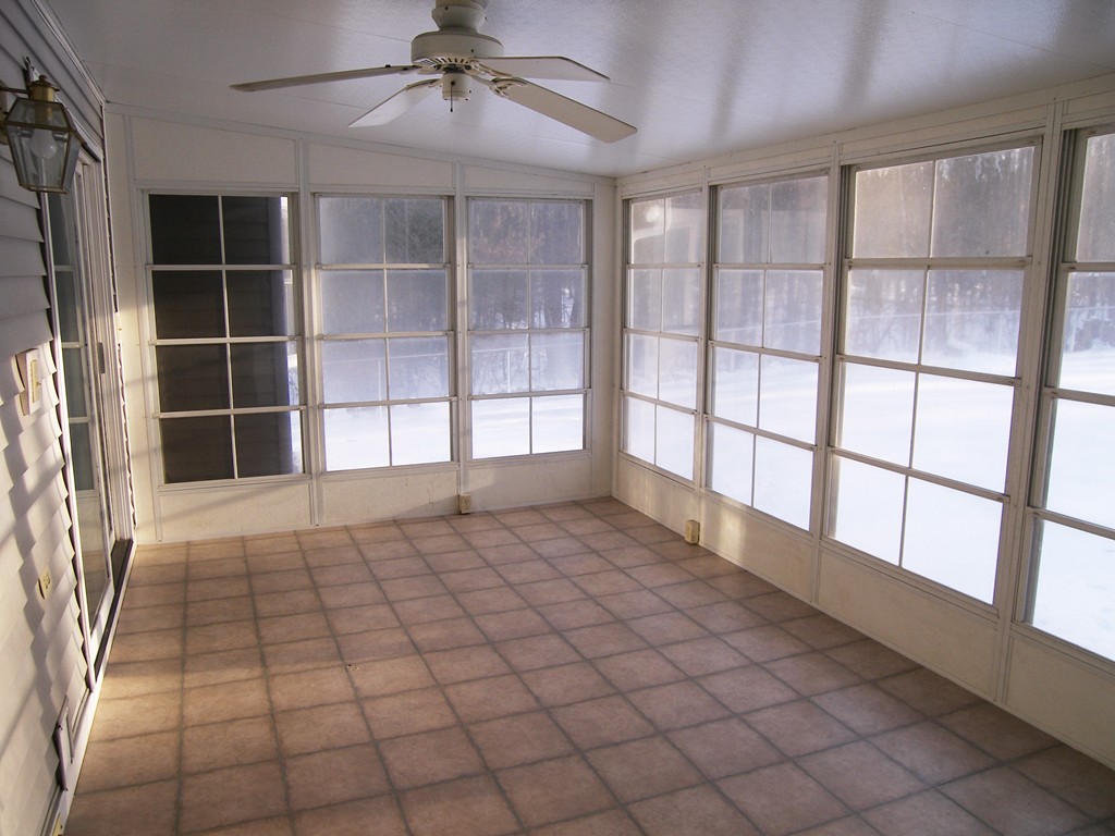 29 B Webber Road, Unit B Hampstead, NH 03826 - Photo 12 of 22 Gallery Image 12