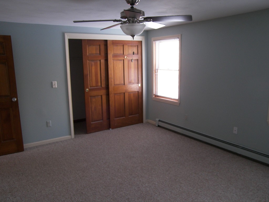 29 B Webber Road, Unit B Hampstead, NH 03826 - Photo 14 of 22 Gallery Image 14