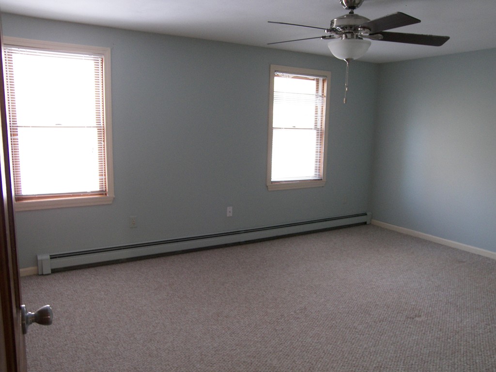 29 B Webber Road, Unit B Hampstead, NH 03826 - Photo 15 of 22 Gallery Image 15