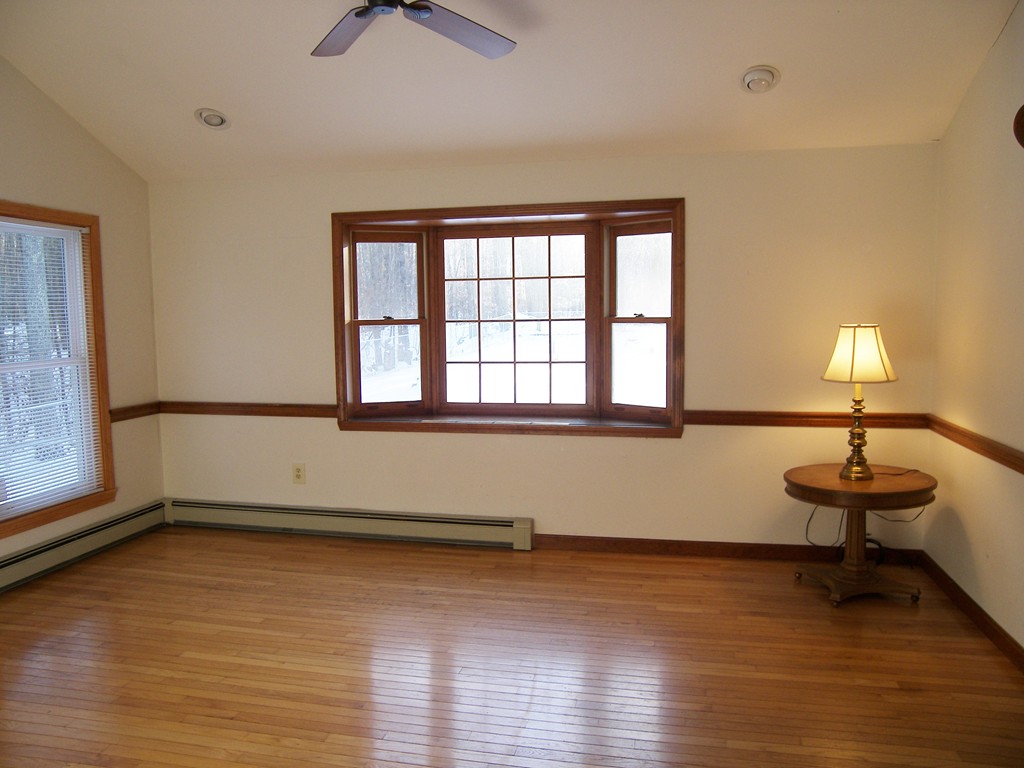 29 B Webber Road, Unit B Hampstead, NH 03826 - Photo 5 of 22 Gallery Image 5