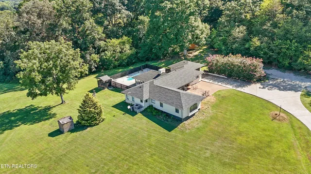 $599,000 | 811 Old Highway 68, Sweetwater, TN 37874