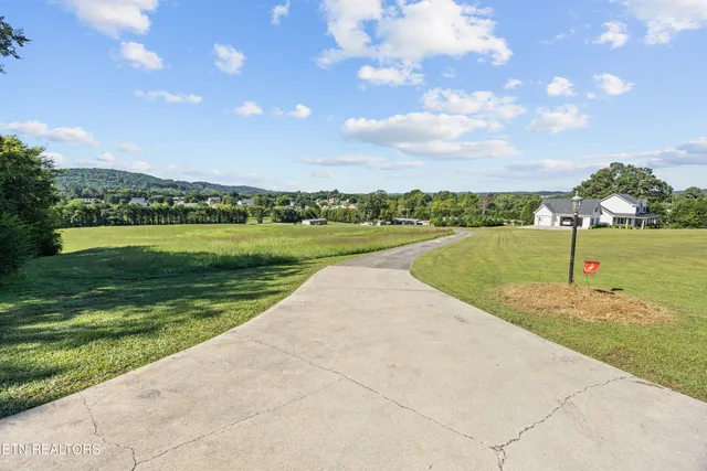 $599,000 | 811 Old Highway 68, Sweetwater, TN 37874