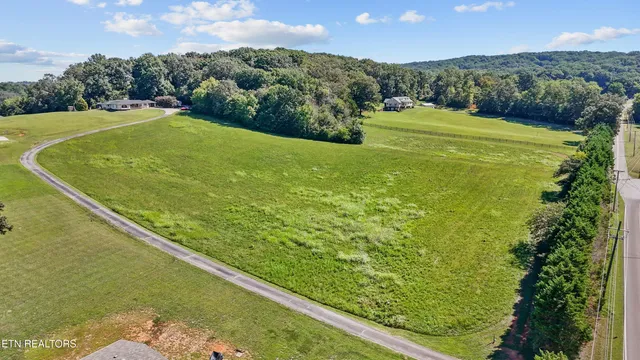 $599,000 | 811 Old Highway 68, Sweetwater, TN 37874