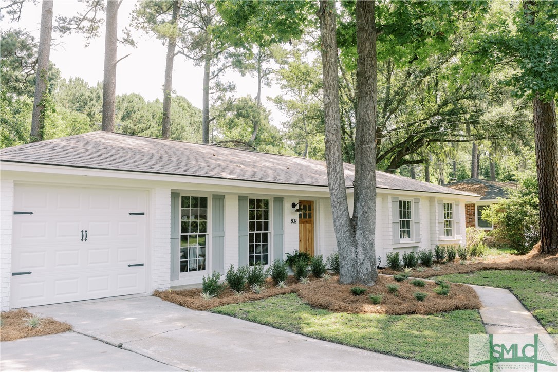 802 Birchwood Road Savannah, GA 31419 - Photo 2 of 33 Gallery Image 2