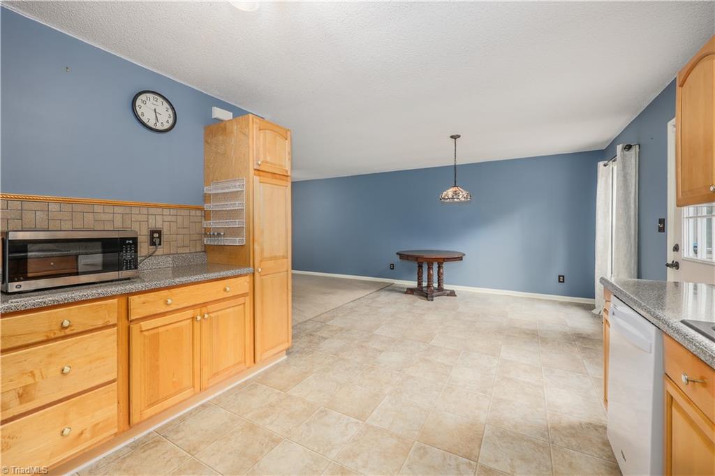 503 Beaver Dam Road Liberty, NC 27298 - Photo 8 of 27 Gallery Image 8