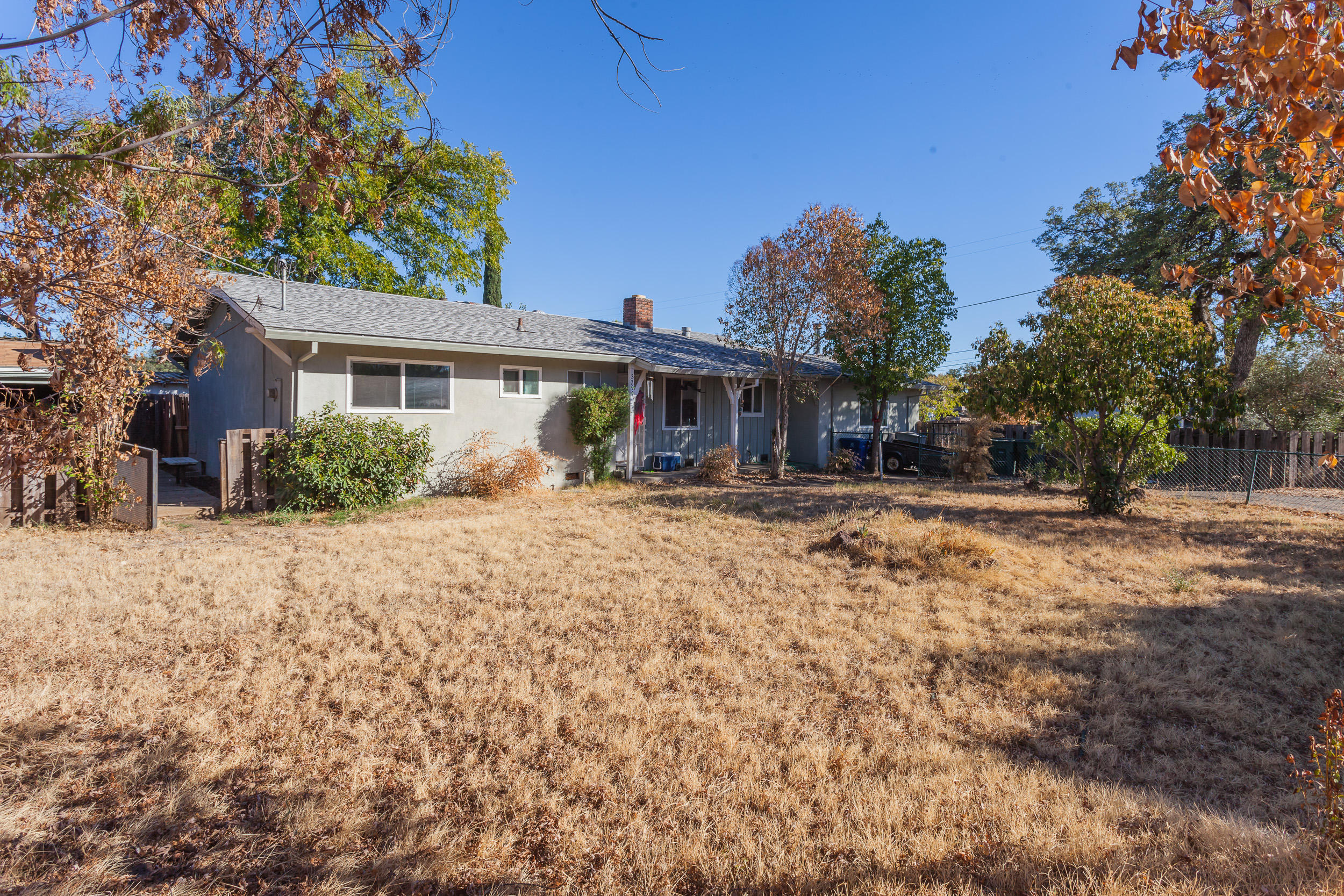 2297 Oxford Road Redding, CA 96002 - Photo 1 of 21 2297OxfordRd-MLS-25