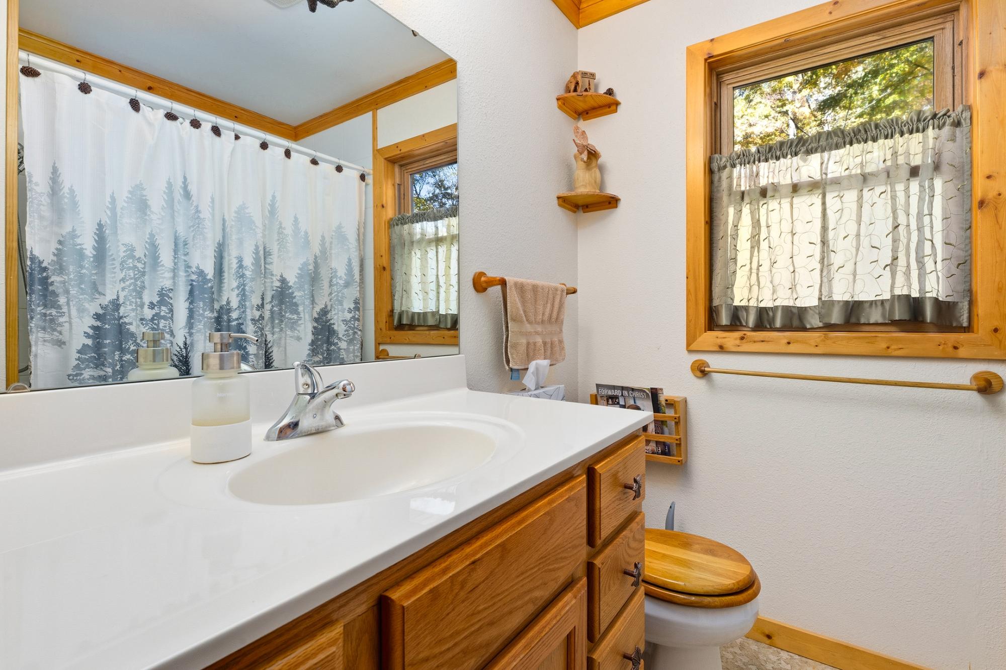 4359 White Pine Loop Eagle River, WI 54521 - Photo 10 of 25 Gallery Image 10