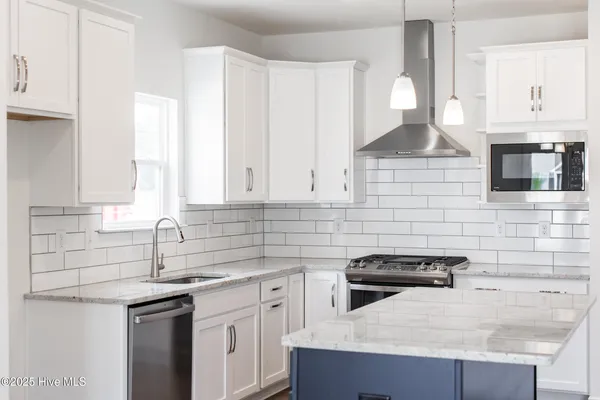 $553,000 | 1037 Fawn Valley Way, Wilmington, NC 28409