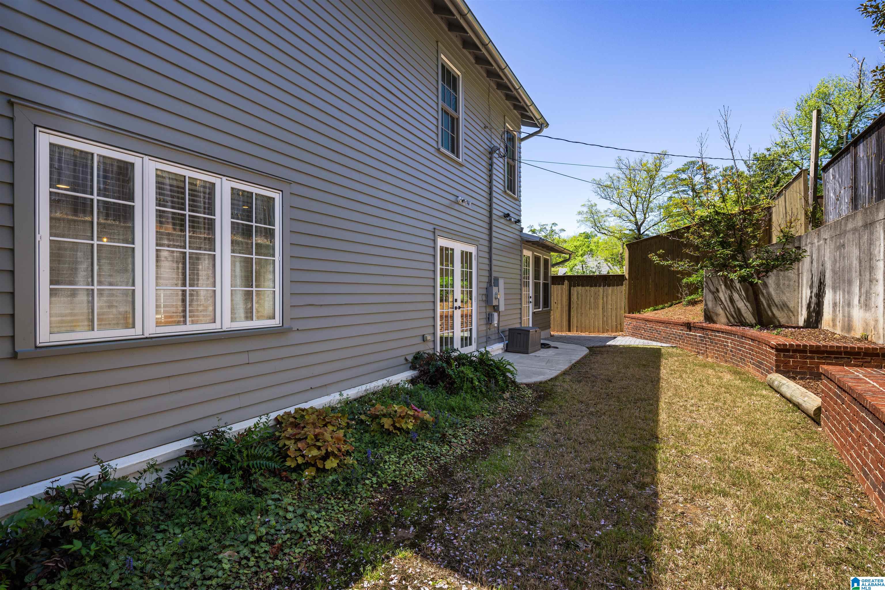 1106 Irving Road Birmingham, AL 35209 - Photo 47 of 52