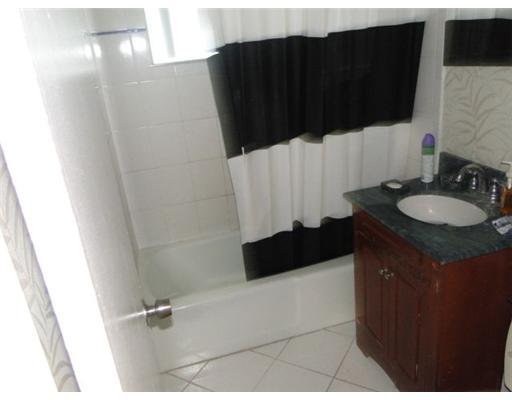 2091 Avenue H East Riviera Beach, FL 33404 - Photo 3 of 11 Additional Photo
