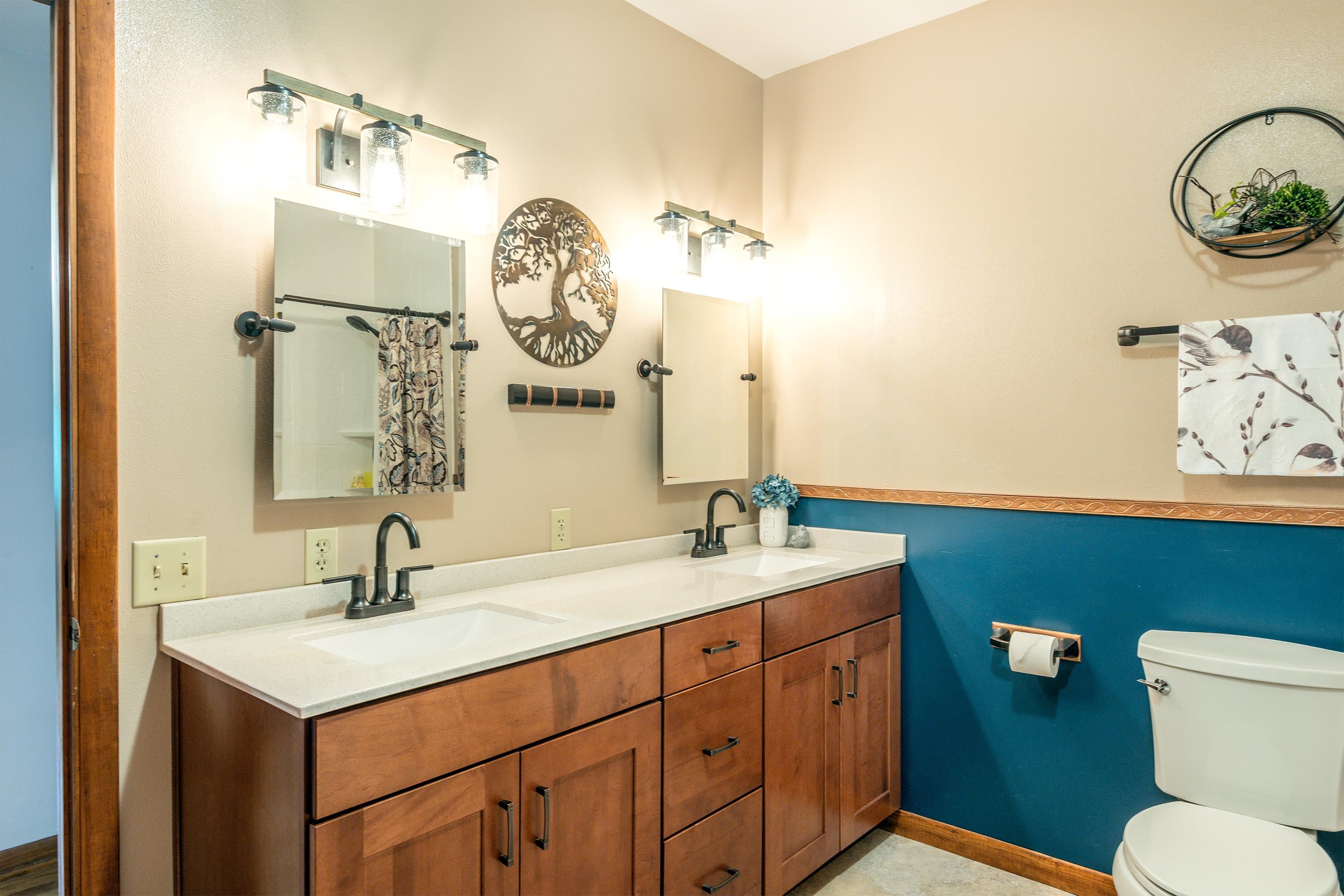 5086 Valley Heights Road Oshkosh, WI 54904 - Photo 38 of 86