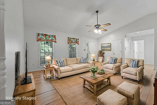 $1,950 | 127 Circle H Drive, Sharpsburg, GA 30277