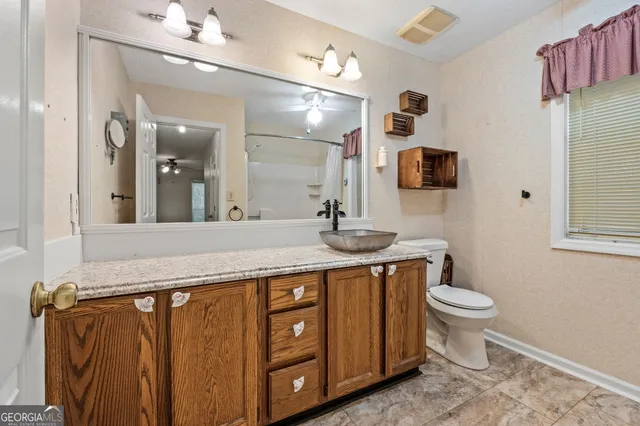 $1,950 | 127 Circle H Drive, Sharpsburg, GA 30277