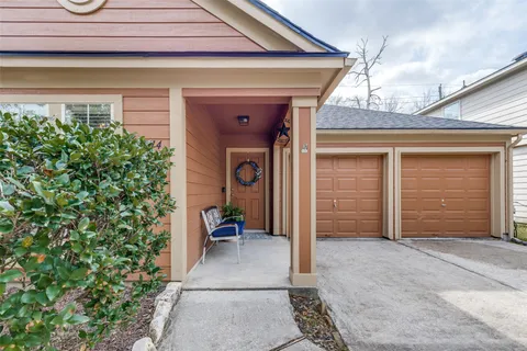 a view of house with patio
