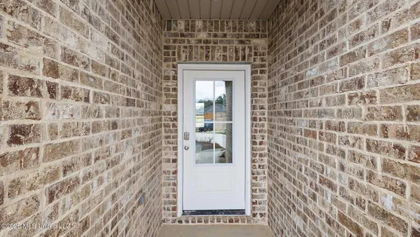 $314,900 | 434 Piney Drive, Pearl, MS 39208