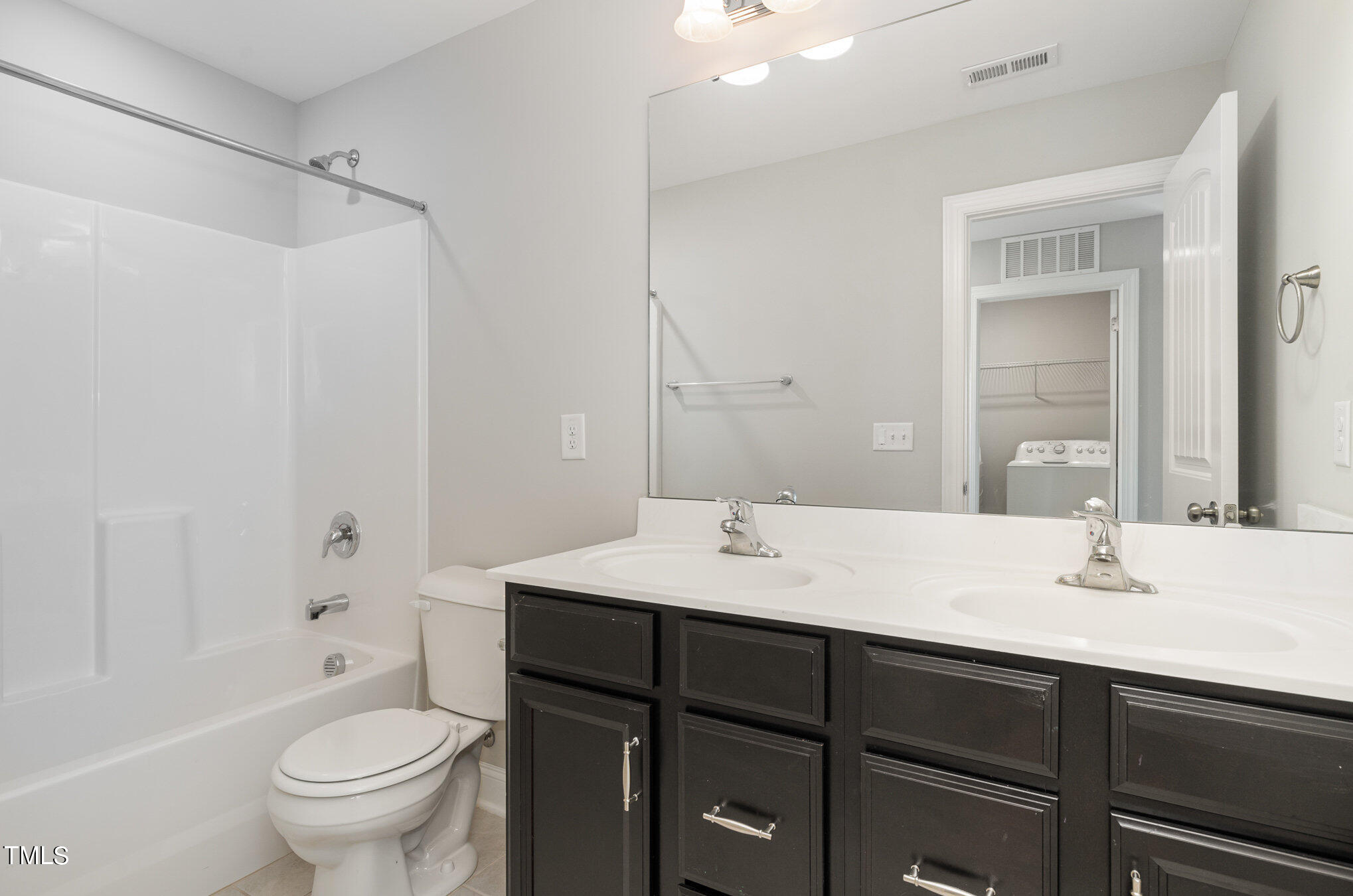 5115 Stowecroft Lane Raleigh, NC 27616 - Photo 18 of 32 023_img_9057-edit