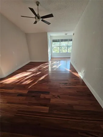 $199,900 | 5132 Conroy Road, Unit 937, Orlando, FL 32811