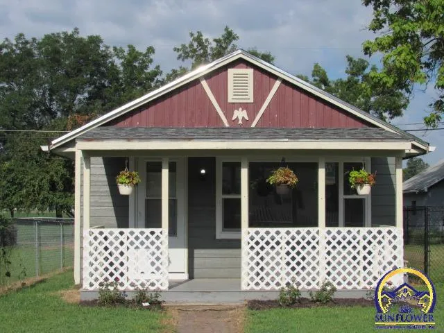 $75,900 | 919 Northeast Green Street, Topeka, KS 66616