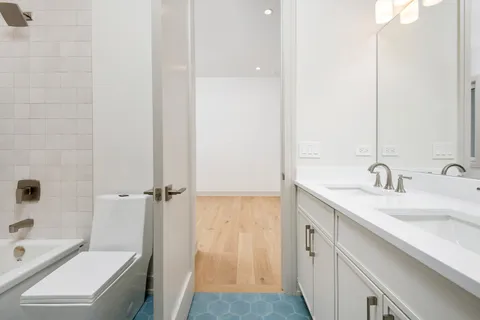 $2,195,000 | 4846 North Hermitage Avenue, Chicago, IL 60640